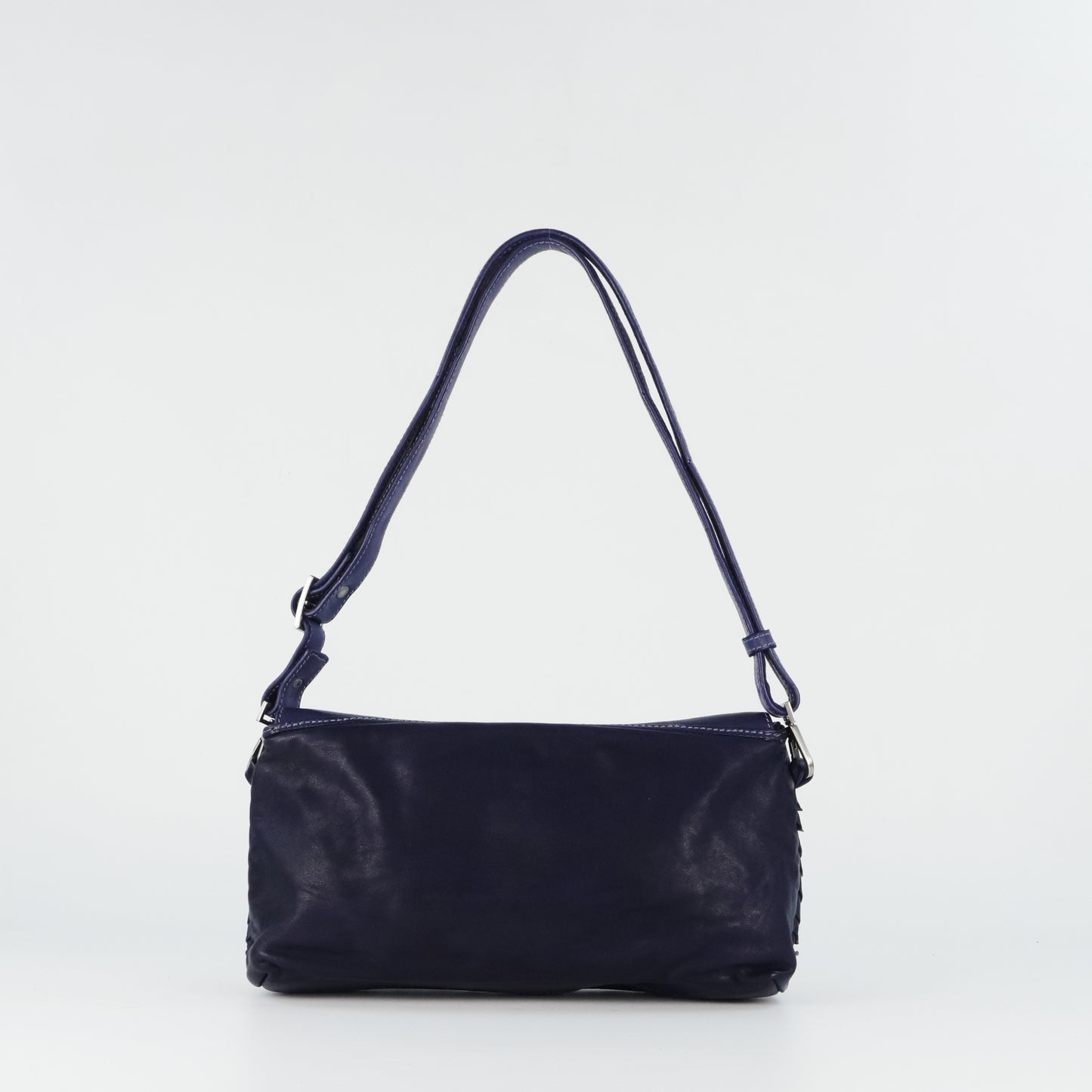 VIVIENNE MANIS VIOLET