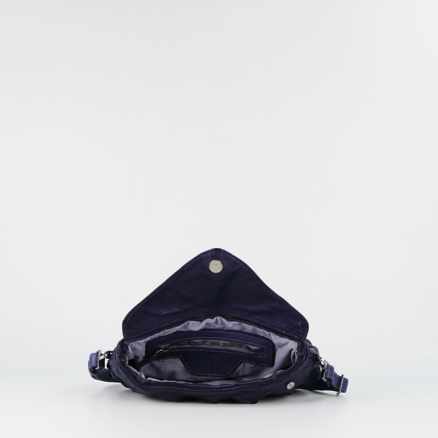 VIVIENNE MANIS VIOLET