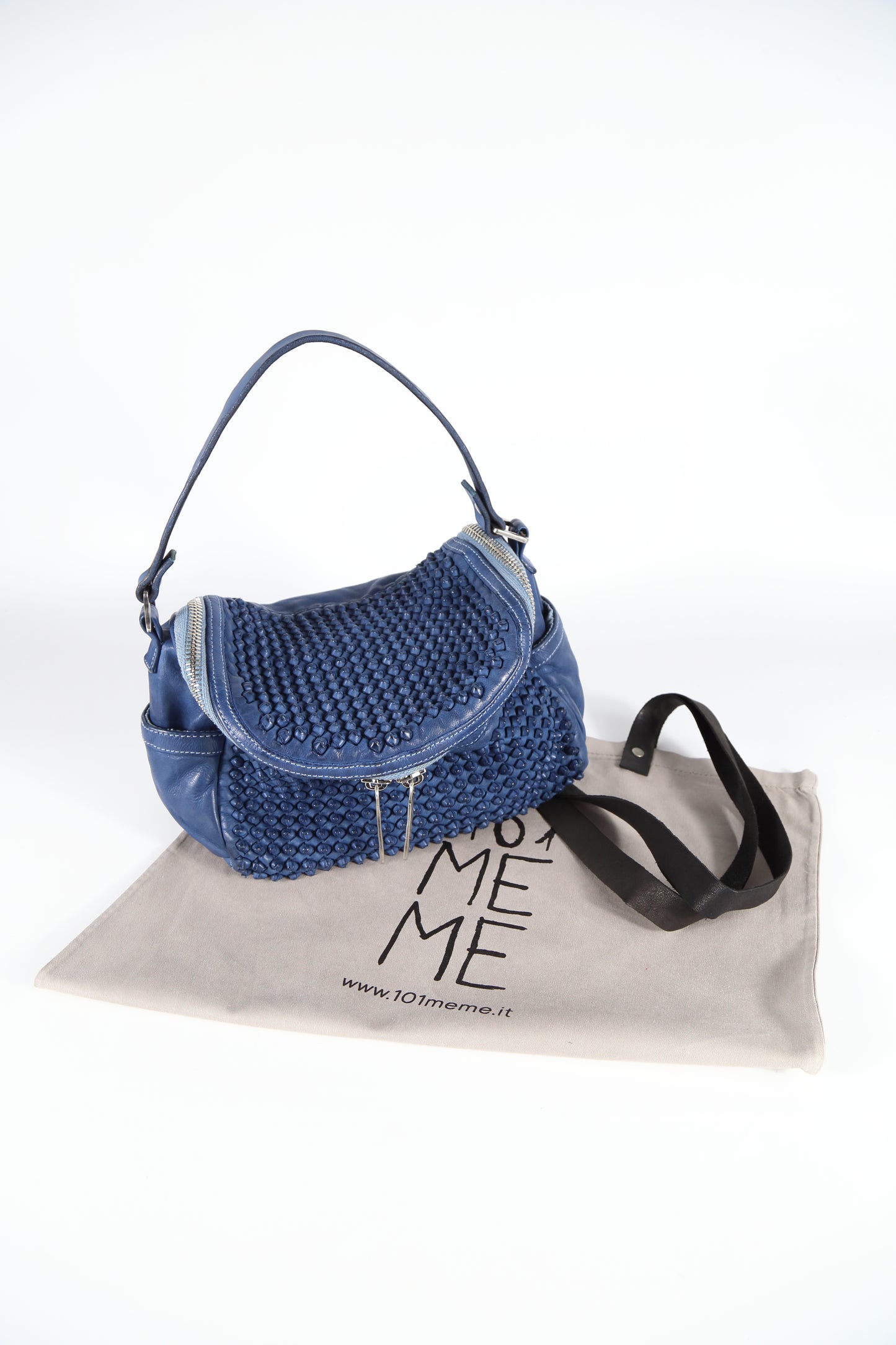 PRISCILLA STUD NERO LINE-SHEET