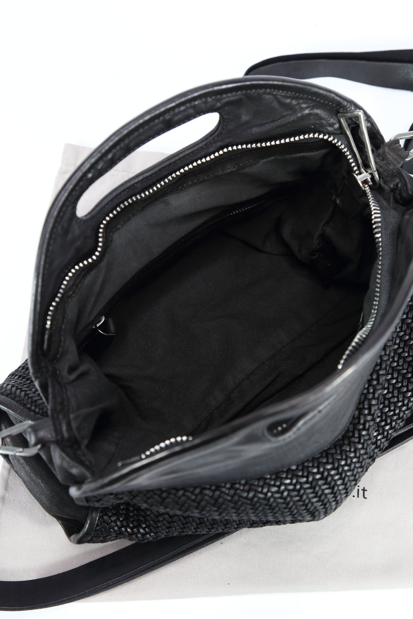 Shopper Gisella mesh in pelle intrecciata nera