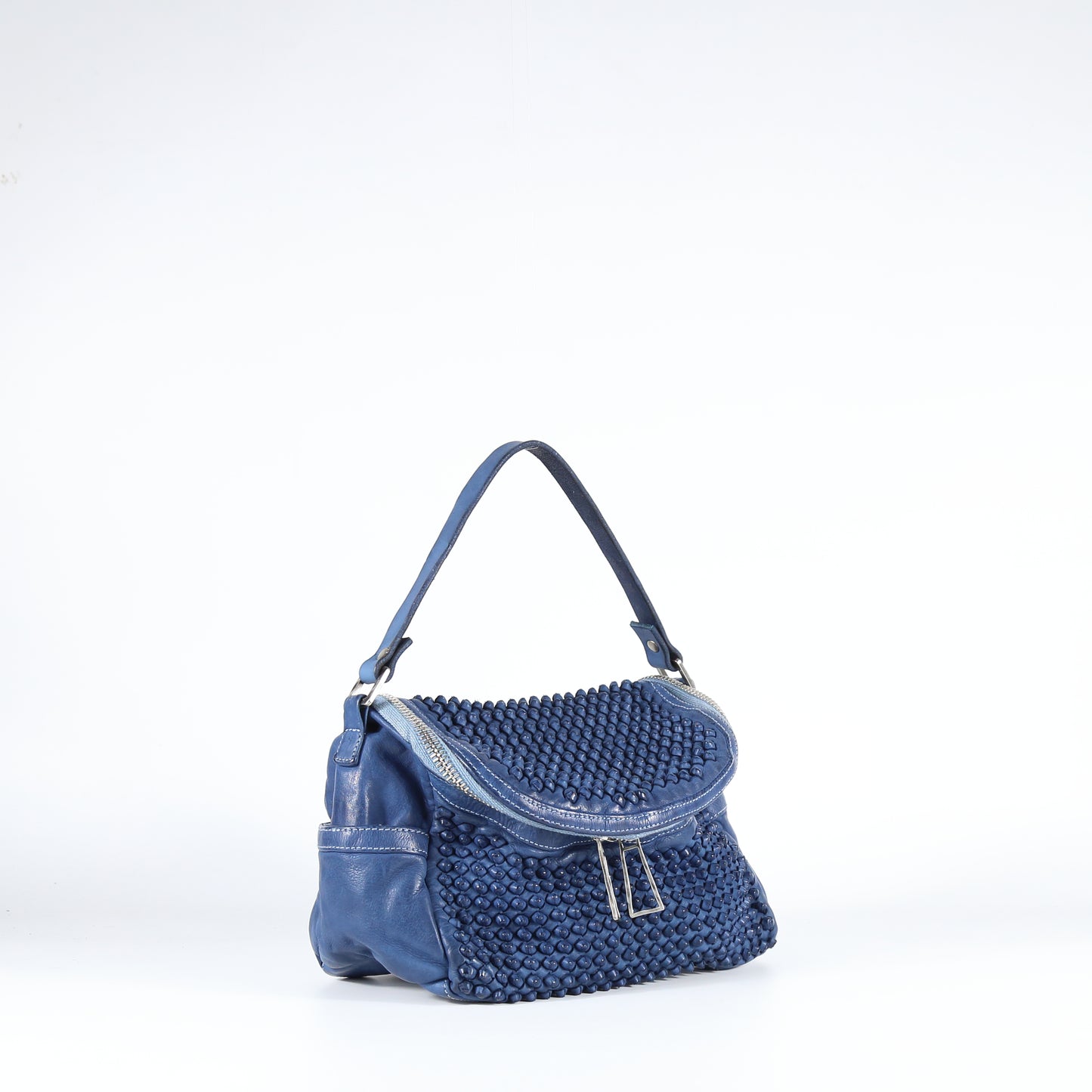 PRISCILLA STUD NERO LINE-SHEET