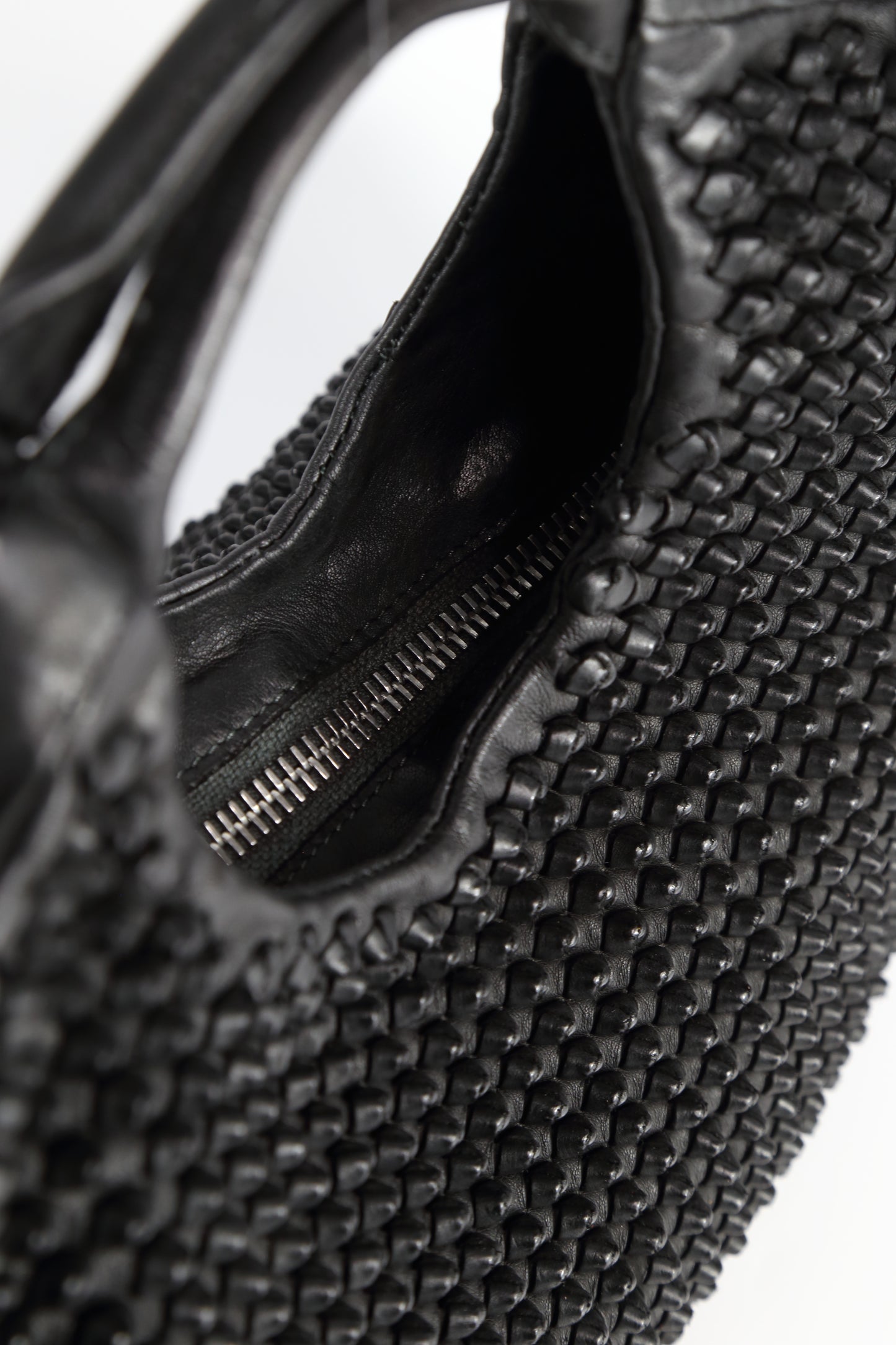 Shopper Susy stud in pelle nera