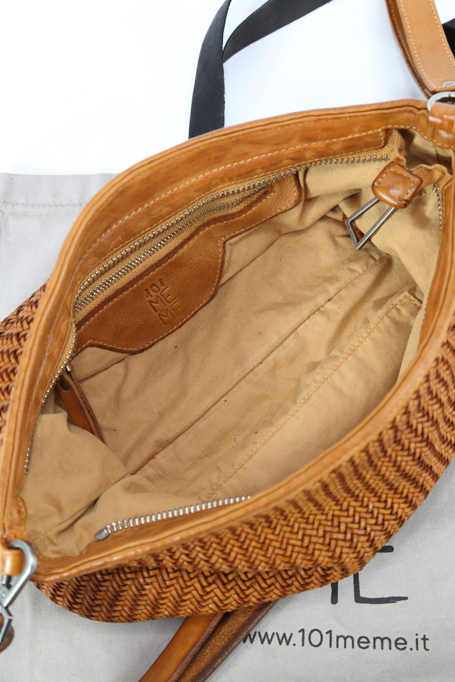 Lola Mesh leather clutch in terracotta