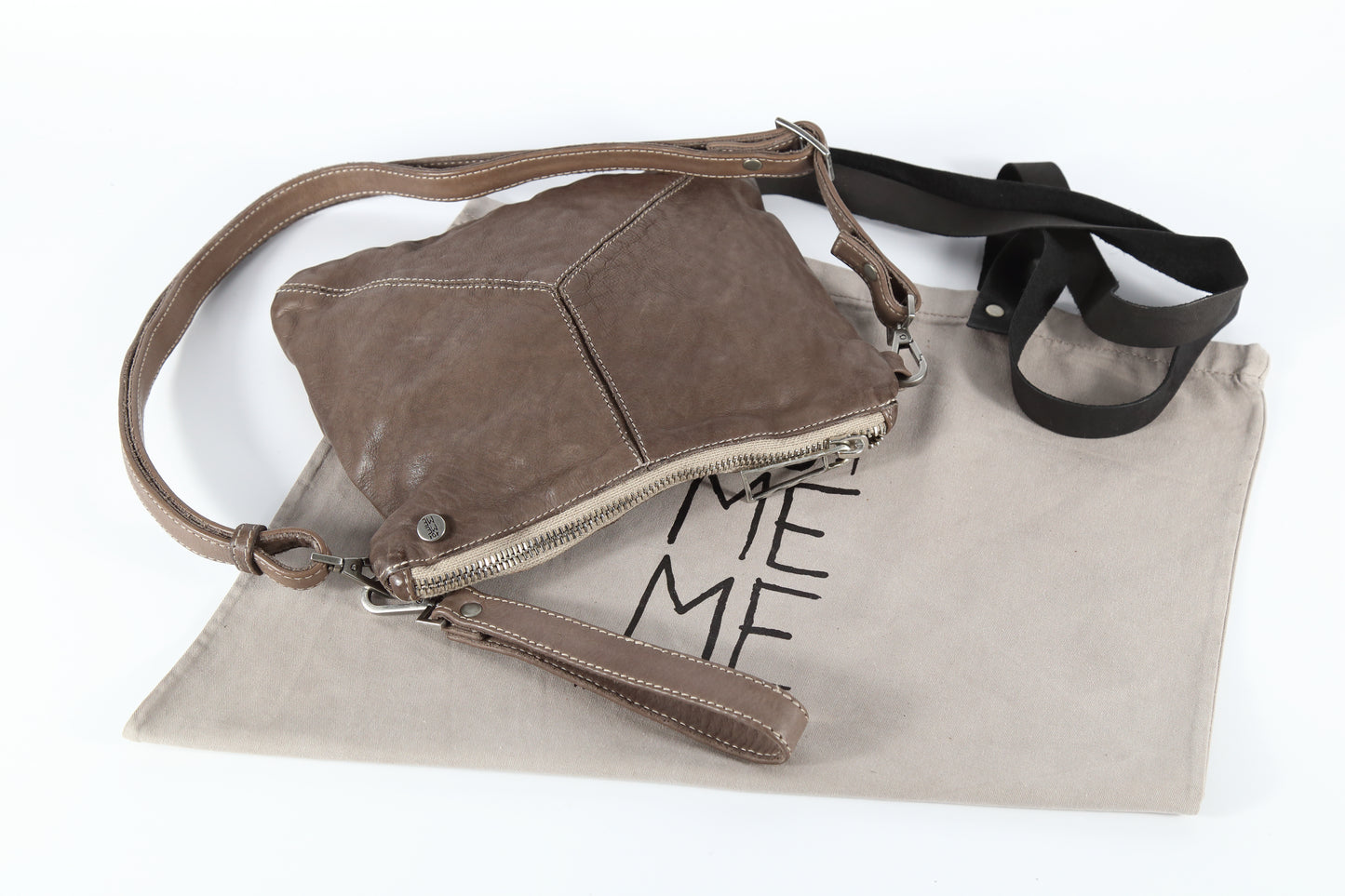 Trilliy small crossbody bag in Sarcelle-colored leather