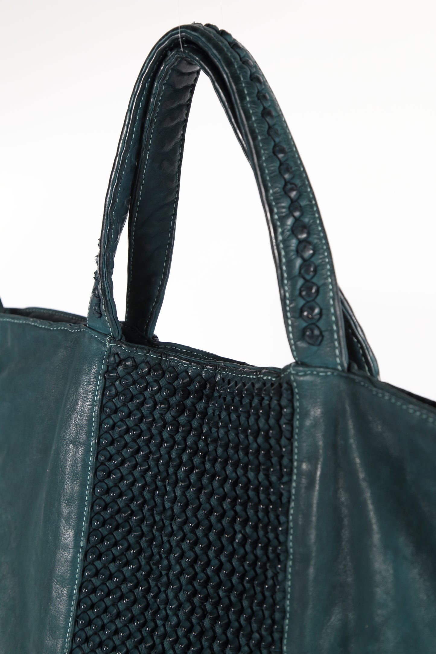 BRIGIDA STUD FUXIA LINE-SHEET