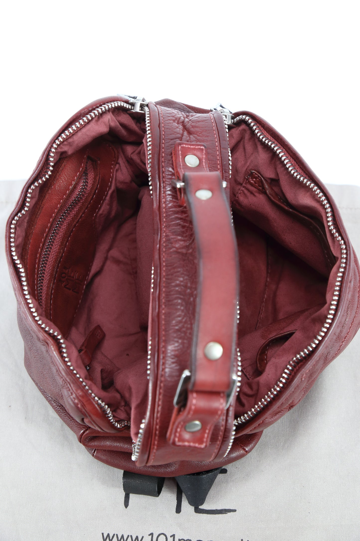 Bauletto Scilla in pelle rosso rubino