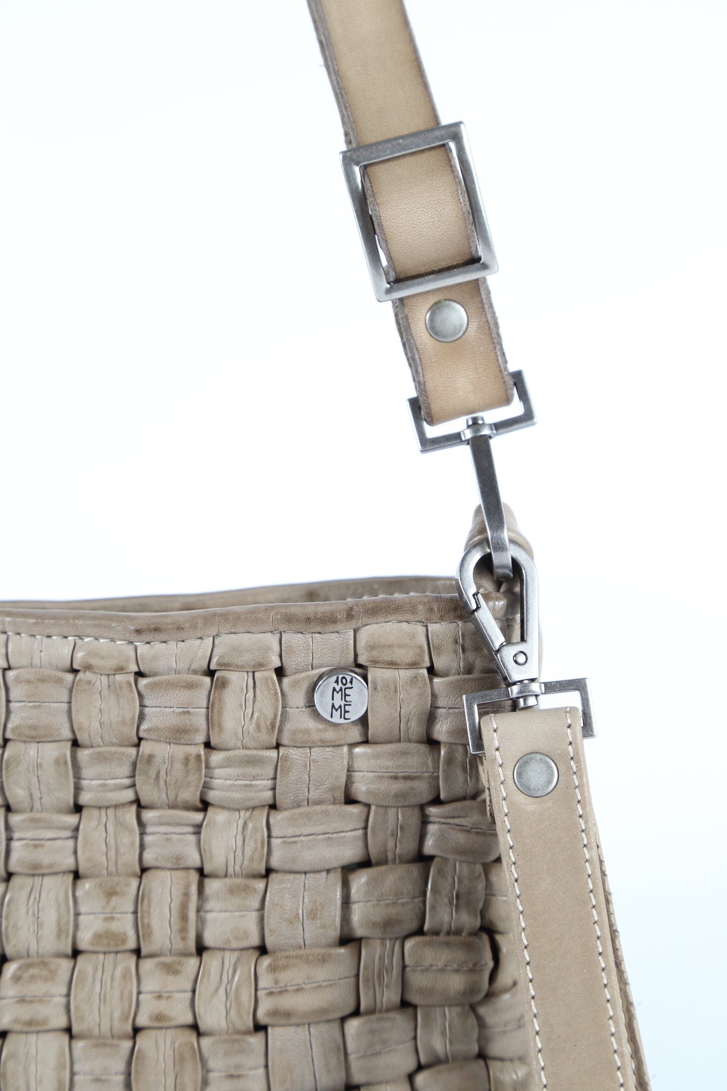 Tracolla Diletta tube in pelle colore sasso